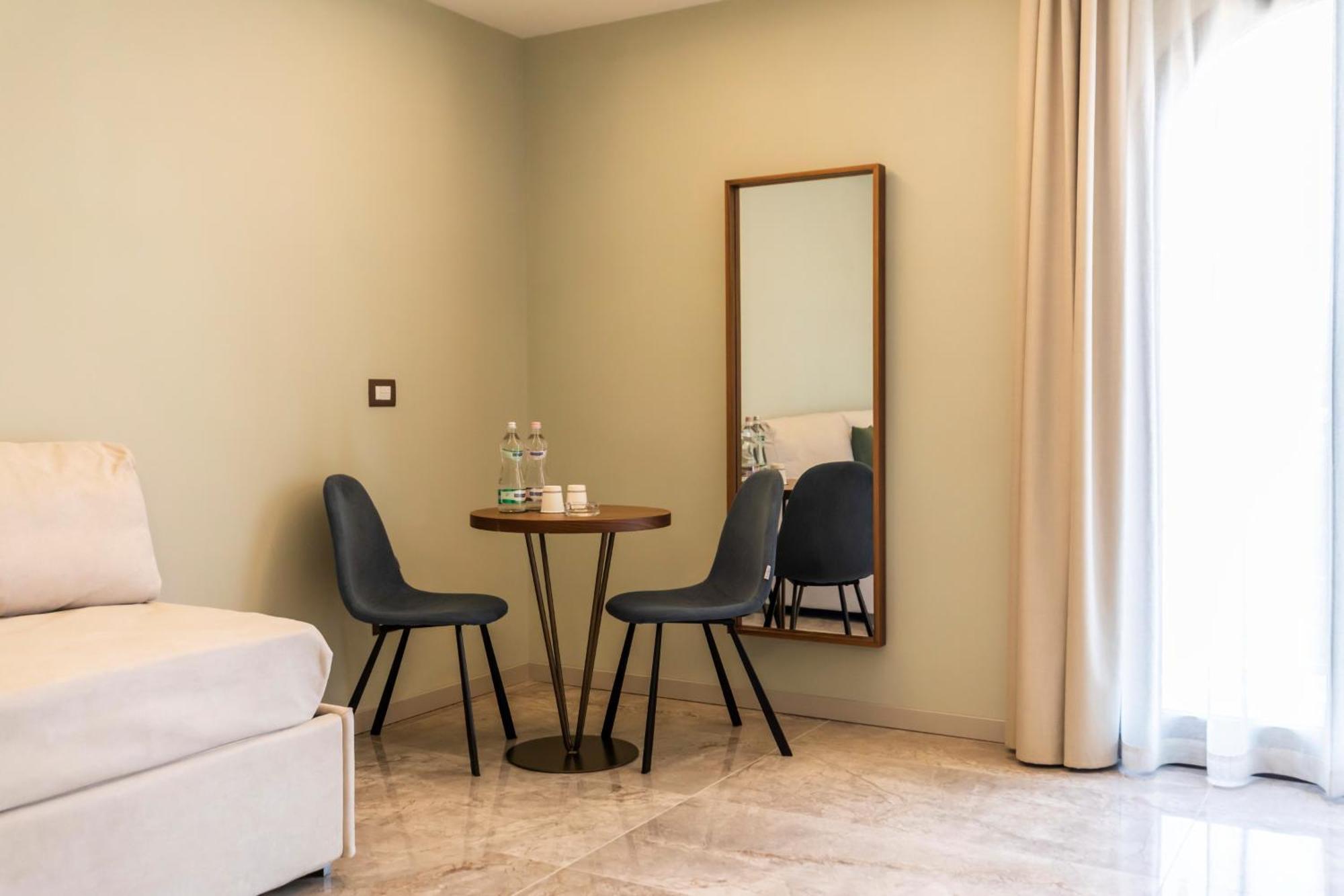 Solmaris Tropea Rooms & Suites Exterior foto